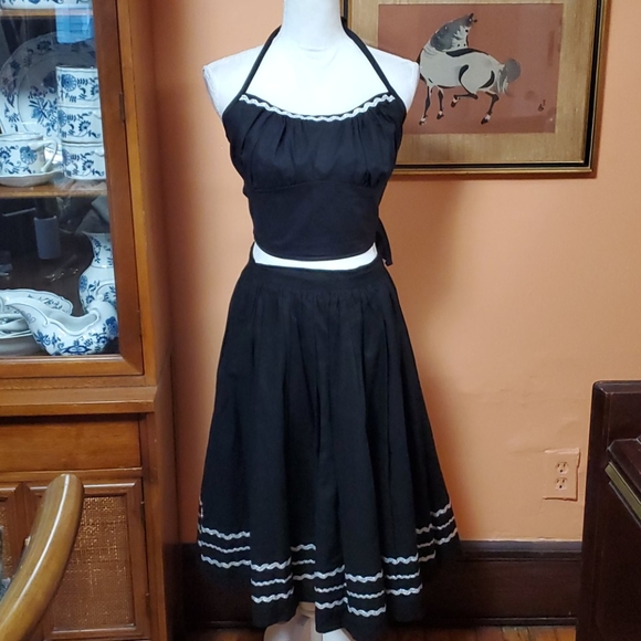 Dresses & Skirts - 1950s Pattern 2 Piece Swing Skirt & Halter Top